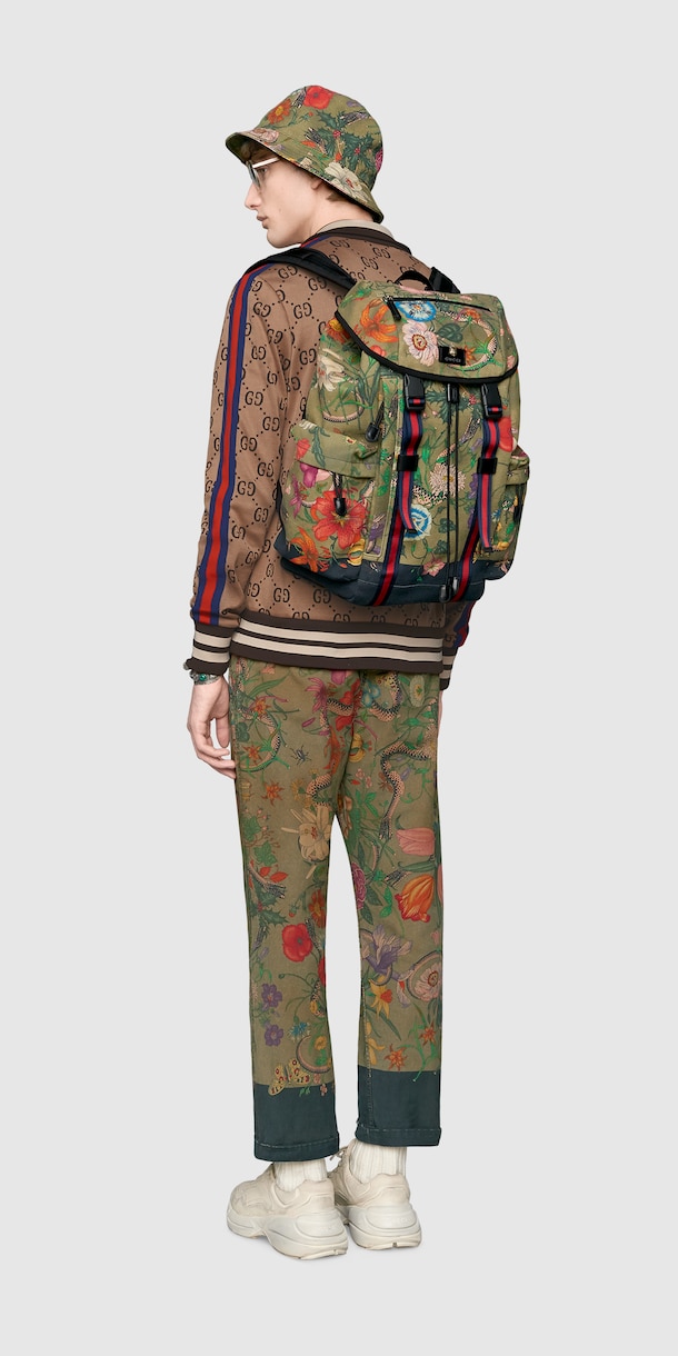 Alternative Look 62 Back Side