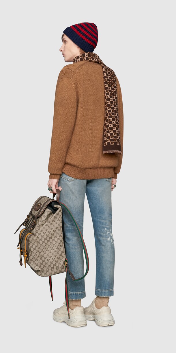 Alternative Look 32 Back Side