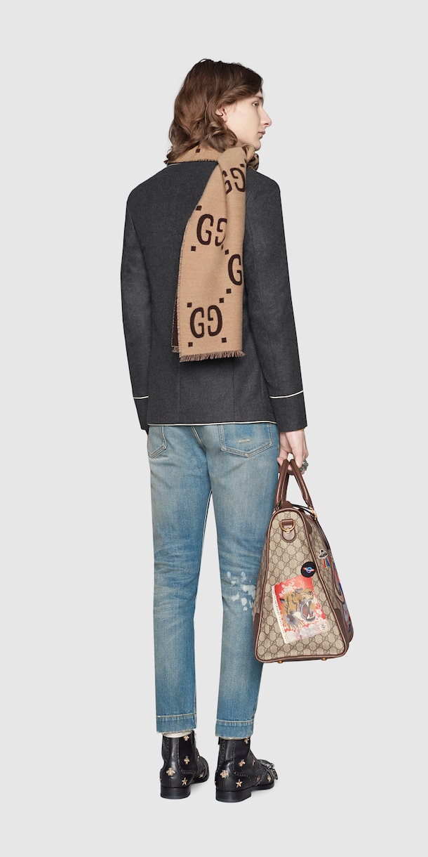 Alternative Look 15 Back Side