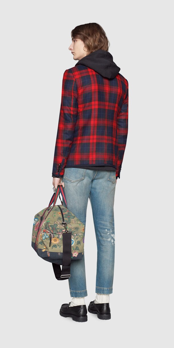 Alternative Look 18 Back Side