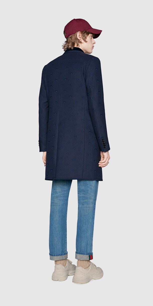 Alternative Look 18 Back Side