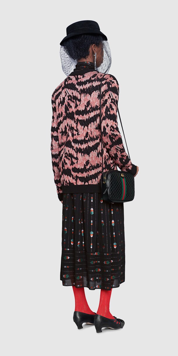 Alternative Look 150 Back Side