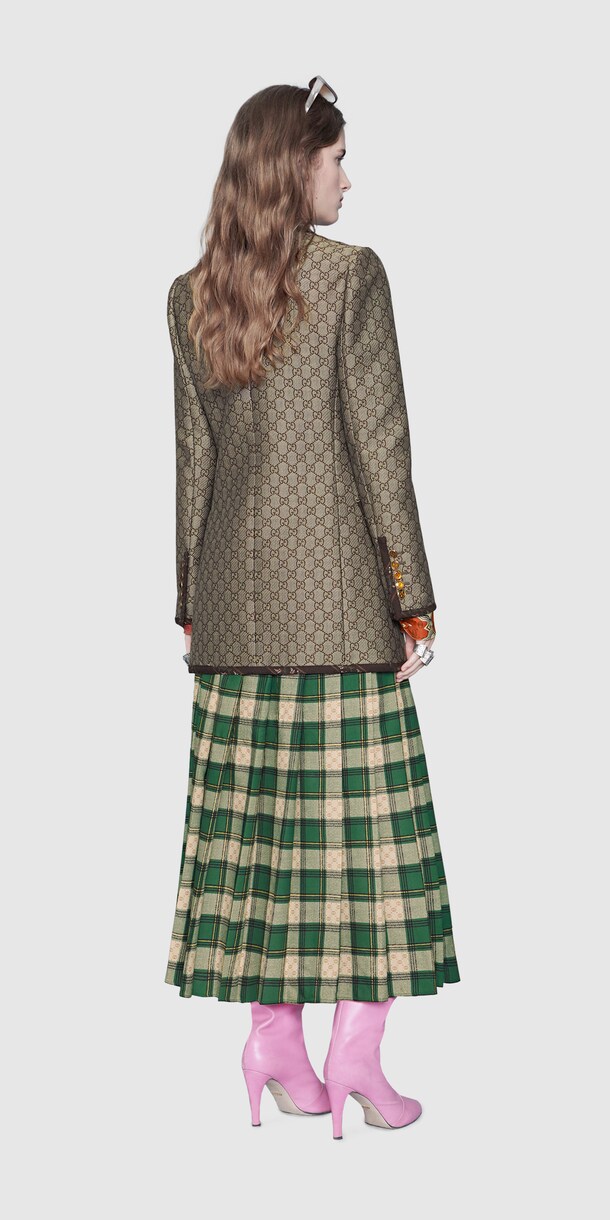 Look 99 Back Side