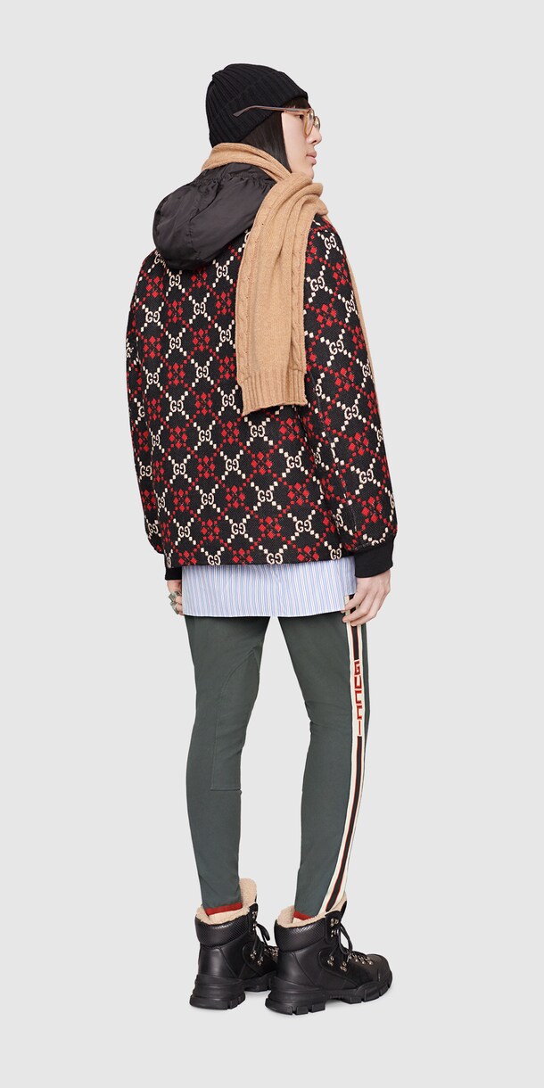 Alternative Look 39 Back Side