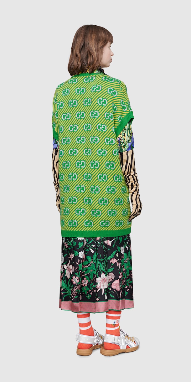 Alternative Look 141 Back Side