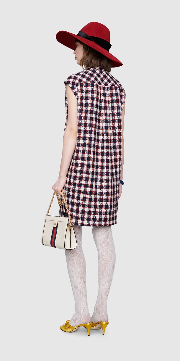 Alternative Look 326 Back Side