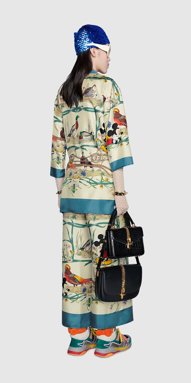 Look 106 Back Side