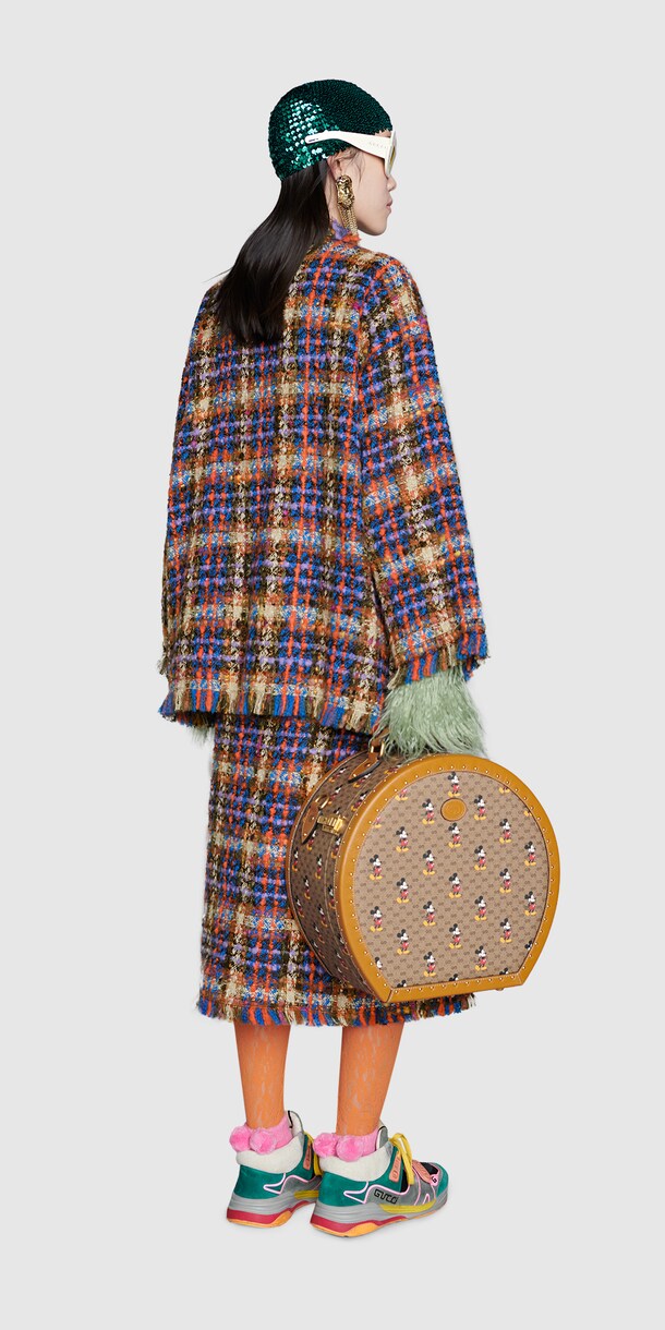 Look 25 Back Side