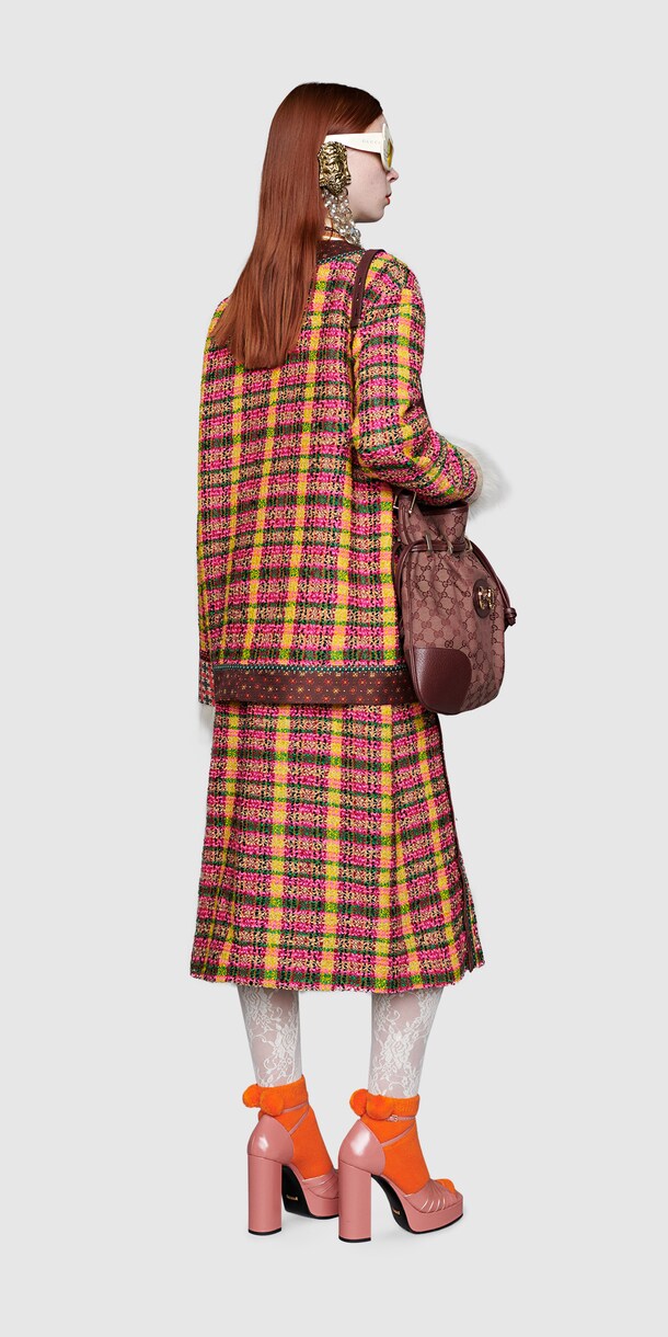 Look 23 Back Side