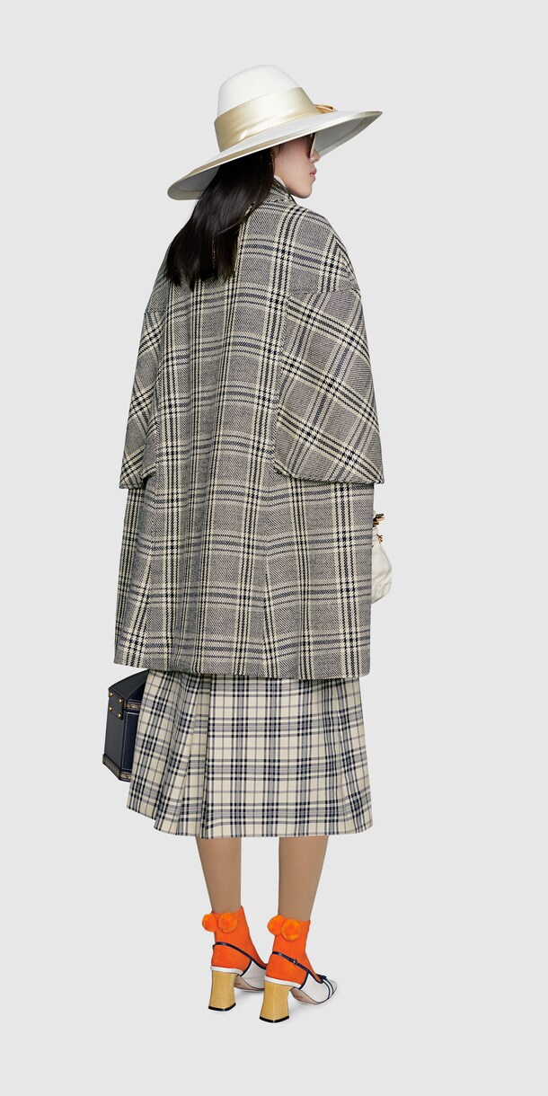 Look 11 Back Side
