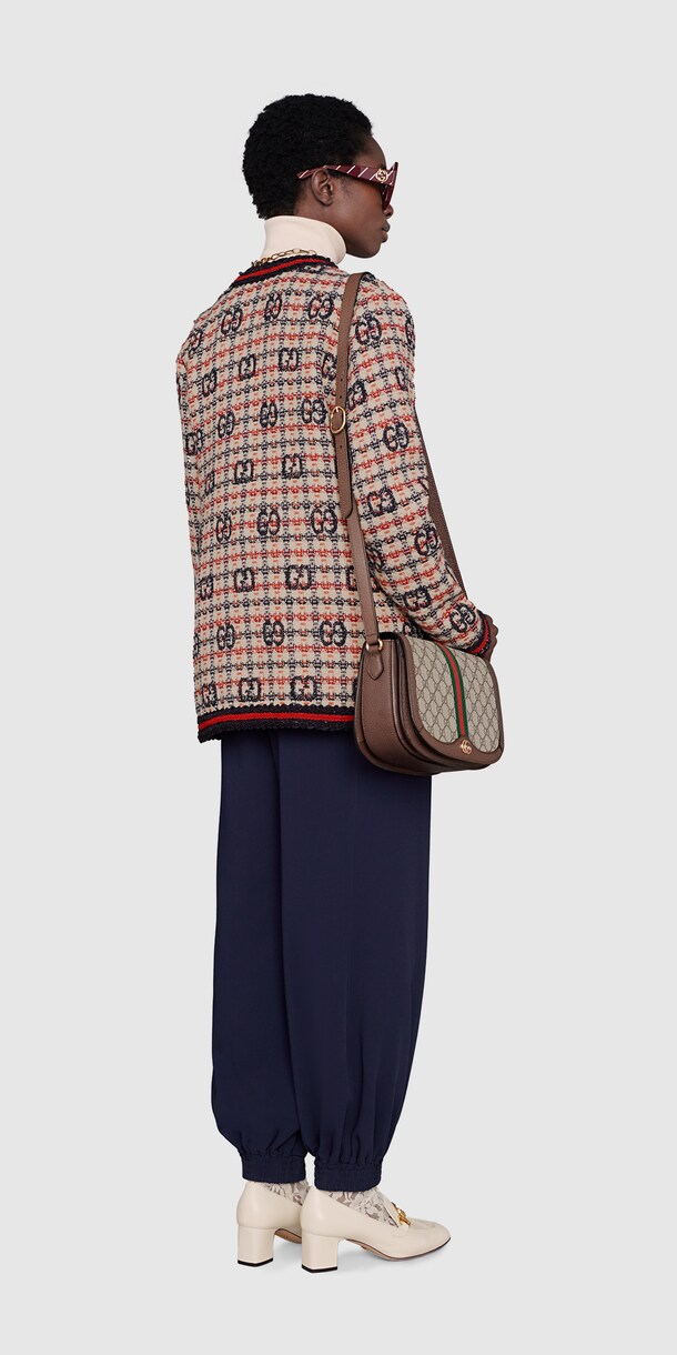 Alternative Look 130 Back Side