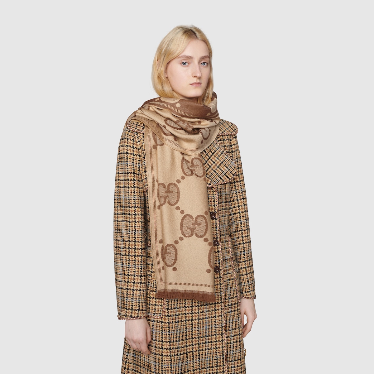 Bufanda de jacquard de lana con GG en beige y marrón GUCCI ES