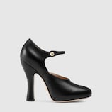 Leather pump