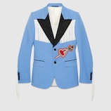 Chaqueta bordada con flecos