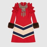 Vestido de seda y lana bordado