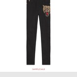 アングリーキャット エンブロイダリー付き デニム パンツ