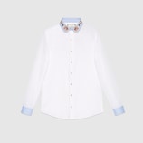 Chemise en popeline avec col brodé