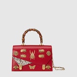 Henkeltasche aus Leder mit Insekten