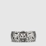 Thin silver ring with feline head