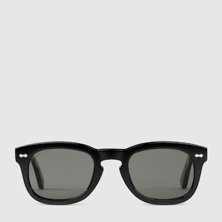 Sonnenbrille mit quadratischem Rahmen aus Acetat