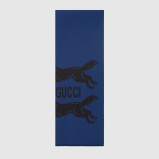 Wool scarf with wolf jacquard