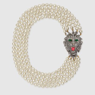 Glass pearl necklace with crystal lion head