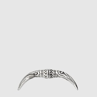 Anger Forest magnetic nose piercing