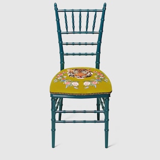 Chiavari Stuhl mit Tiger-Stickerei
