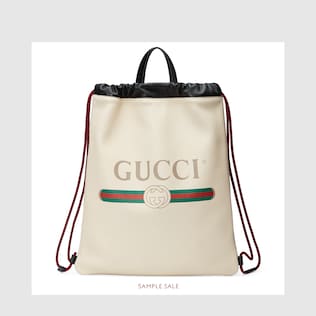 Rucksack mit Zugband aus Leder mit Gucci Print