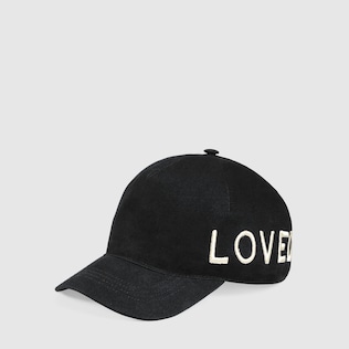 Embroidered canvas baseball hat