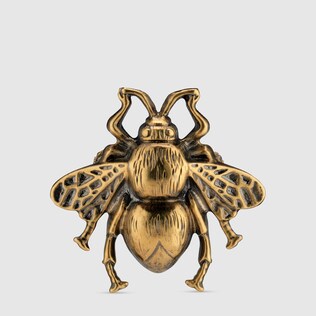 Bee ring with enamel