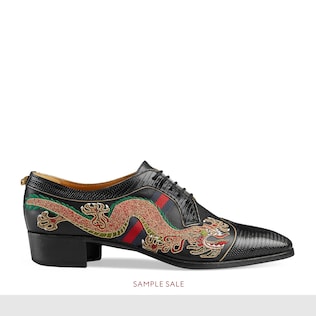 Zapato de Piel con Cordones y Dragón