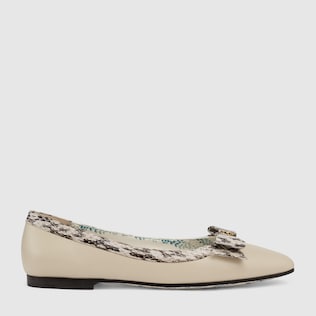 Ballerina in pelle con fiocco in pelle di serpente