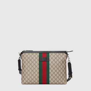 GG Supreme medium messenger bag