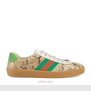Python Web sneaker