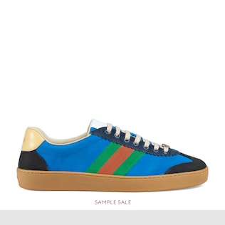 Sneaker aus Nylon und Wildleder mit Web