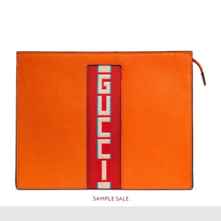 Täschchen aus Leder mit Gucci Streifen