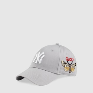 Baseball cap with NY Yankees™ patch
