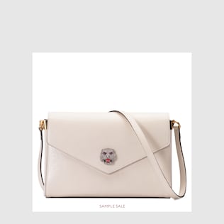 Mittelgroße Schultertasche