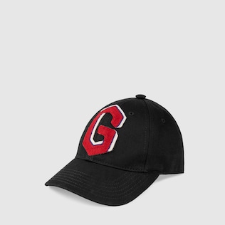 Cappello in cotone con patch G