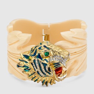 Rajah resin leaf bracelet