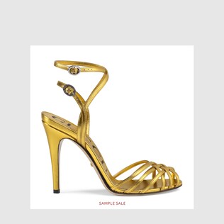Sandale aus metallischem Leder