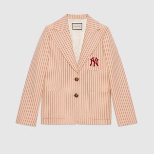جاكيت مزين برقعة NY Yankees™ للنساء