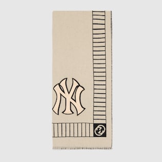 Schal aus Wolle mit NY Yankees™-Patch