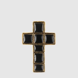 Brooch with cross