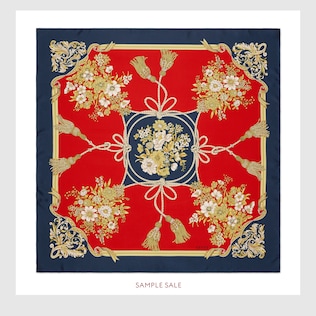 Seidentuch mit Blumen- und Quasten-Print