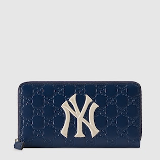 NY Yankees™貼飾拉鏈銀包