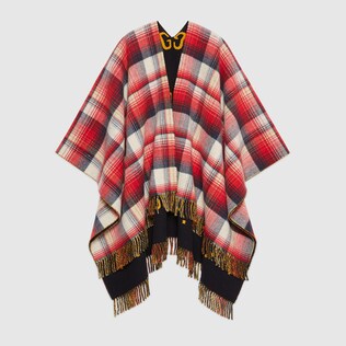Wendbarer Poncho aus GG Wolle