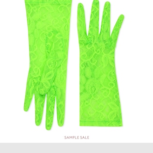 Tulle gloves with floral motif