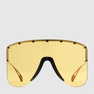 Lunettes de soleil masque avec rivets étoiles